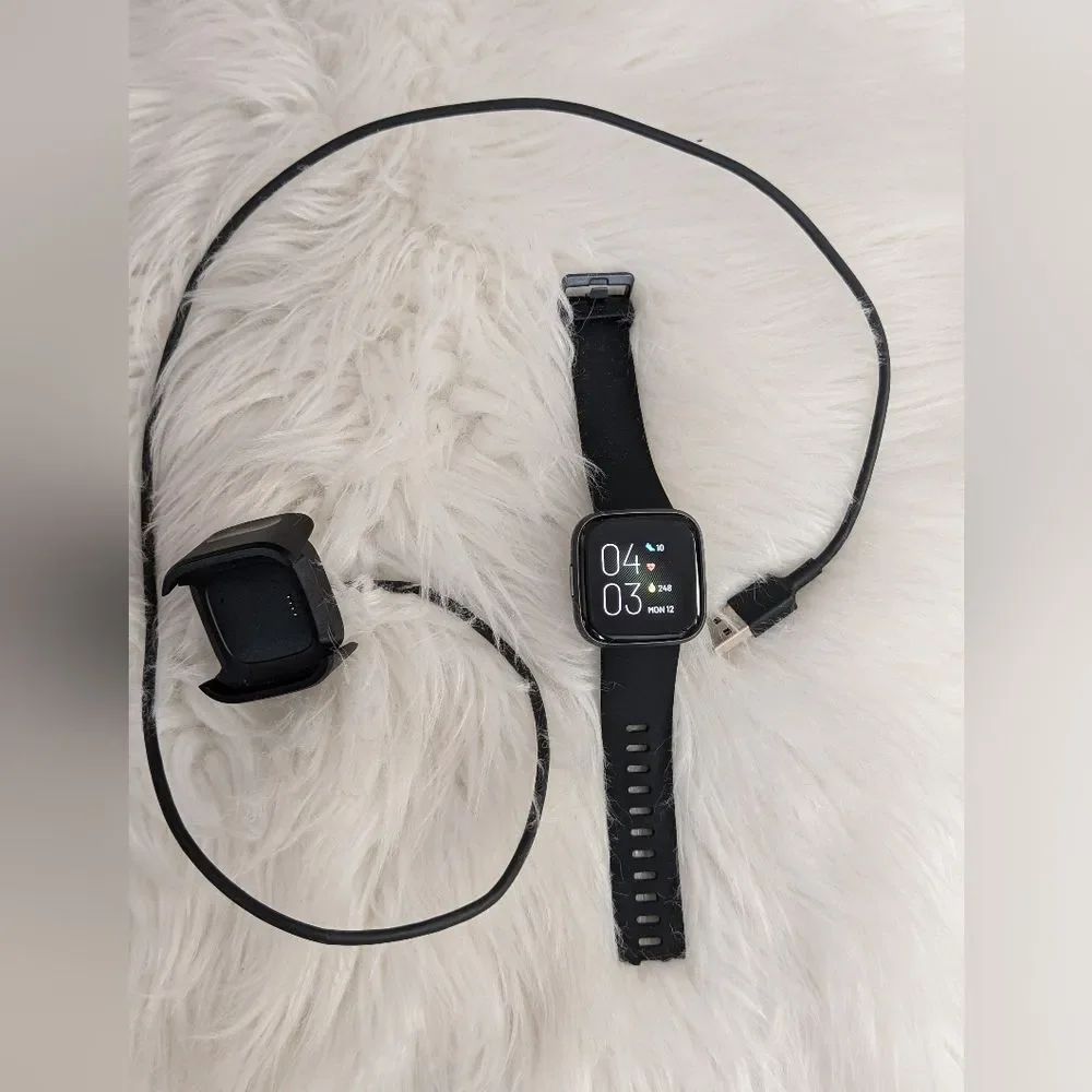 Fitbit Versa 2 Black Band With Charger